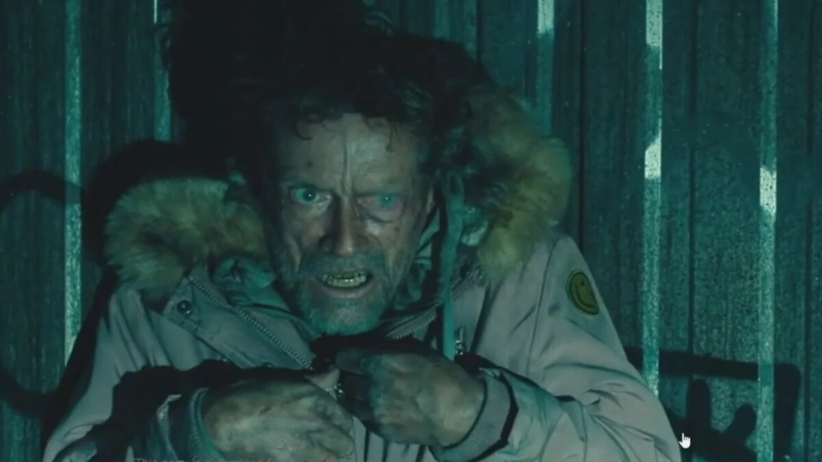 Отис Хайс (Клаус Тангэ) в четвёртой серии сериала "Страна ночи"