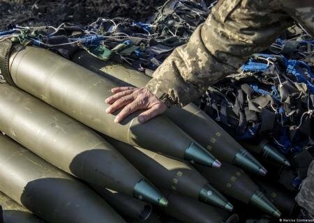    Politico: Франция, Греция и Кипр заблокировали решение Евросоюза закупать снаряды для Украины в других странах мира