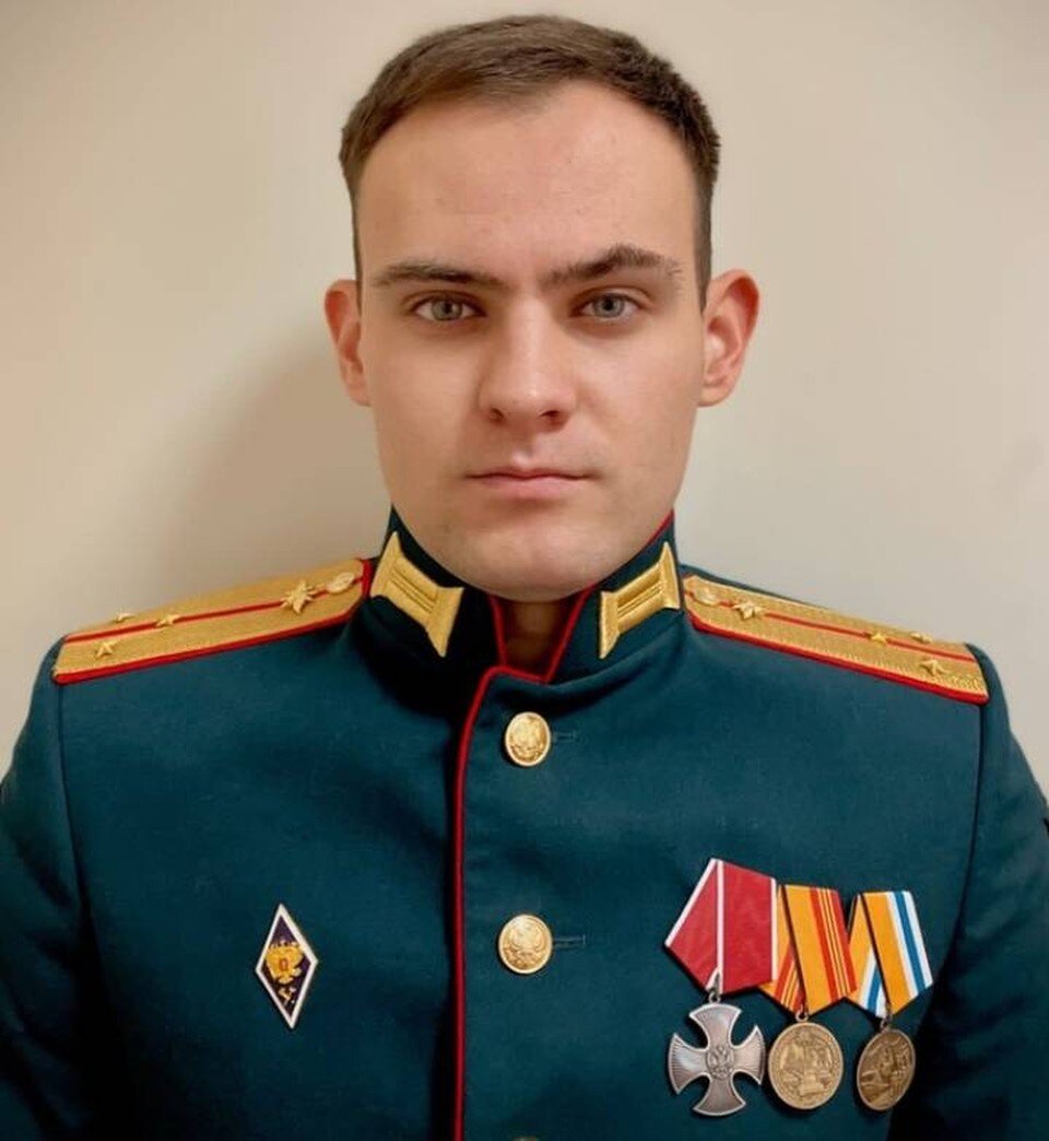    Александр Богданец в военной форме. со страницы ХК "Буран" ВКонтакте.