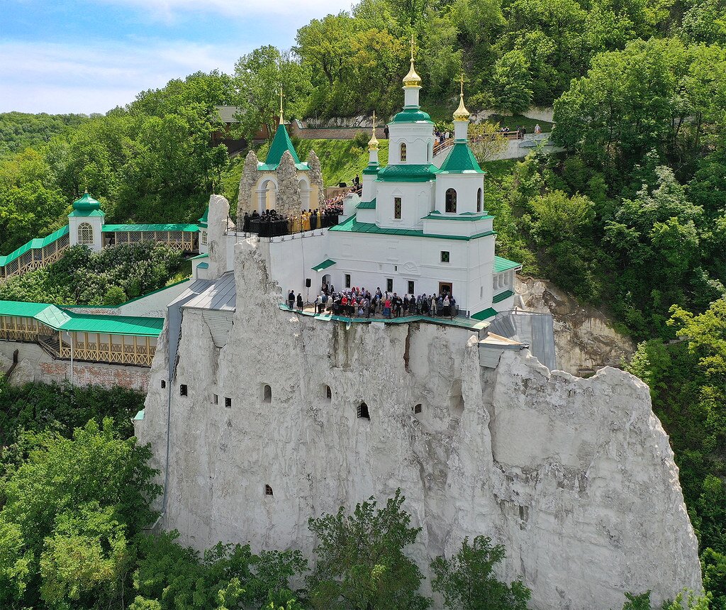 воронеж церковь в скале