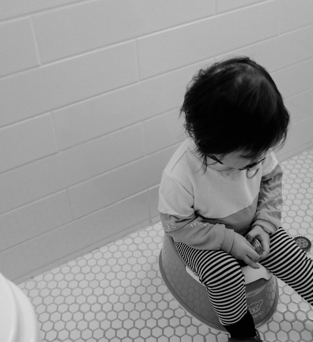 Часто недержание у маленьких пациентов является способом психологического протеста.