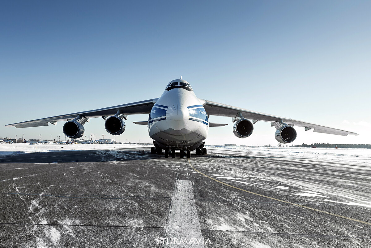 табло прилета храброво. рощино тюмень аэродром. международный аэропорт тюмень имени д. аэропорт рощино тюмень табло. аэропорт рощино тюмень табло.