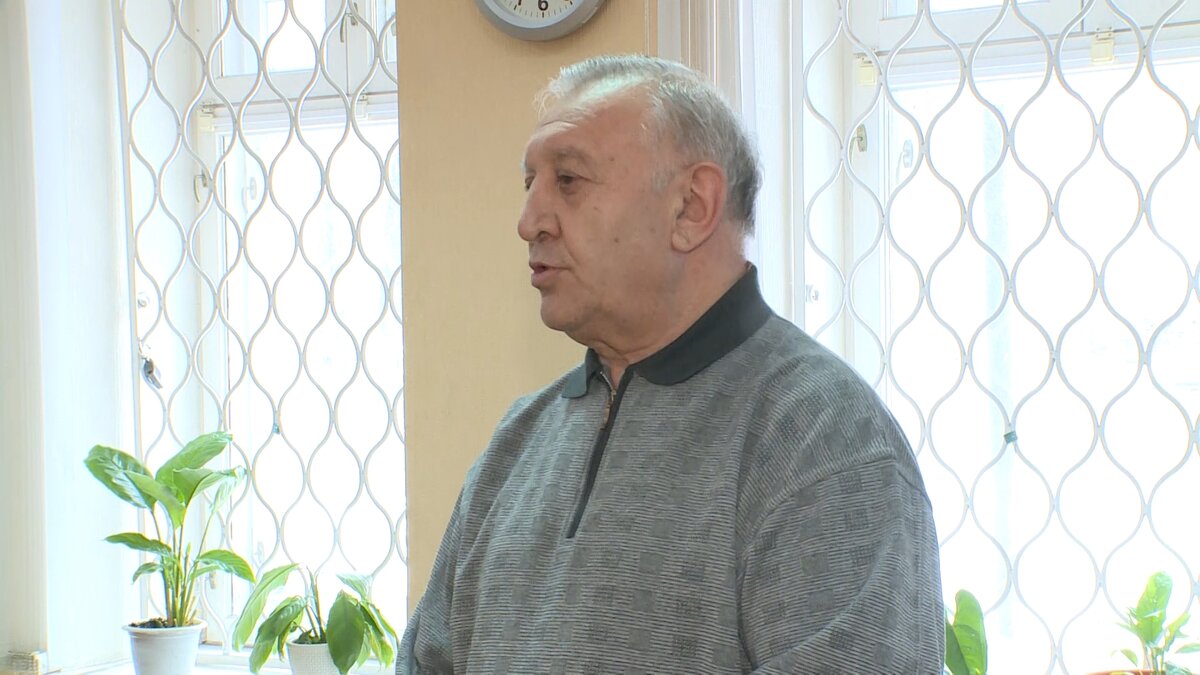     «Не знаю, как выживу». Для Хосрова Абдуллаева запросили 10 лет тюрьмы