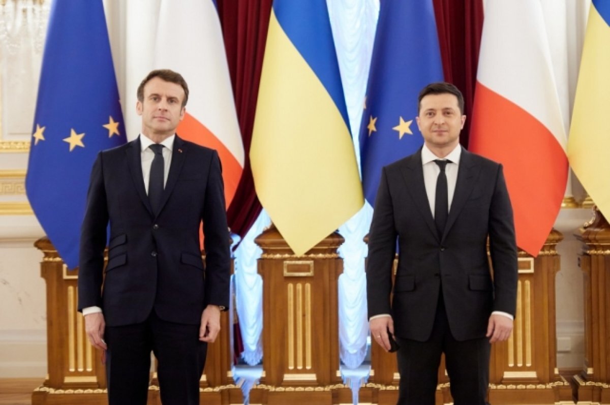    Главы Франции и Украины подписали соглашение о гарантиях безопасности
