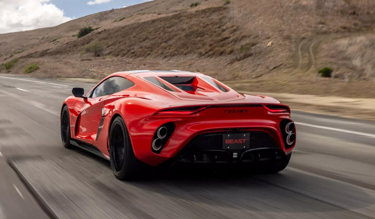 Rezvani Beast Alpha двери