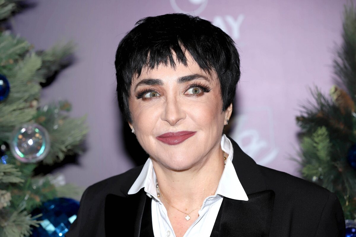 Стихотворение поставьте памятник деревне. Как хорошо бывает летом в деревне непроглядные. Как хорошо бывает летом в деревне текст. Стишки ко дню села. Как хорошо бывает летом в деревне текст.