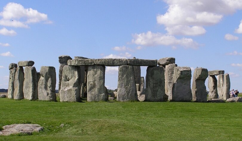 Stonehenge — внесённое в список ЮНЕСКО каменное мегалитическое сооружение