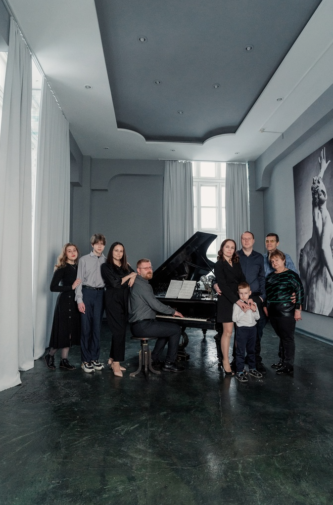 домашние заботы. общее семейное дело. совместный труд в семье. семейные увлечения. родители и дети.