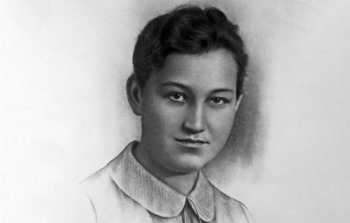 Портрет на основе довоенного фото Зои Космодемьянской/ © ТАСС