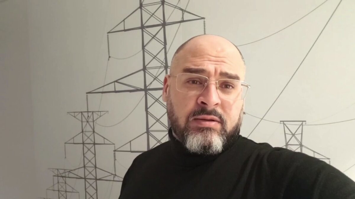     Глава Владивостока Константин Шестаков обратился к населению с помощью своего Telegram. Причиной стала высокая активность мошенников.