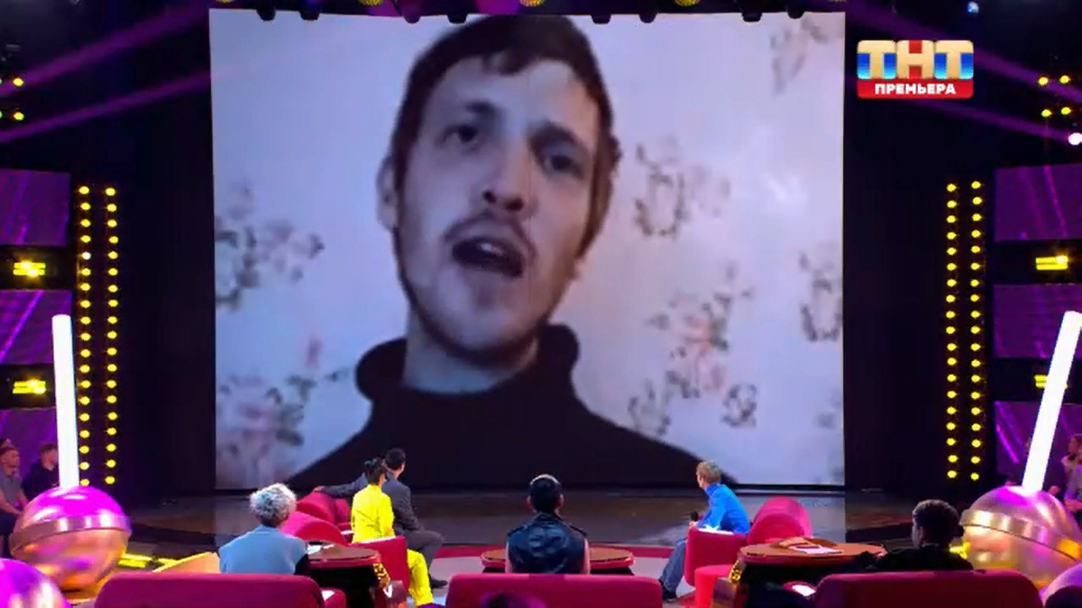 Конфетка исполнители. Конфеты леденцы. Кисло сладкий обложка альбома. Детка конфетка. Участники шоу конфетка.