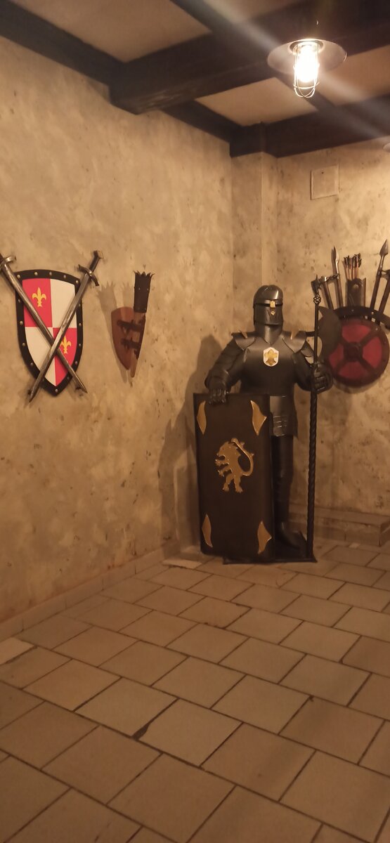 " Лыцарь" В Замке 