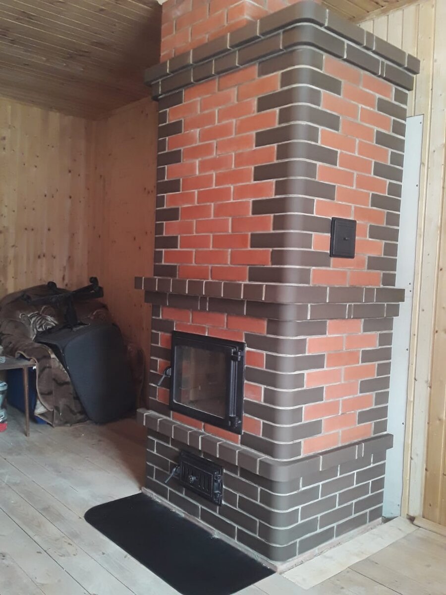 Маленькая печь для дачи. Кирпич Витебск+Лоде. Фурнитура "Везувий".