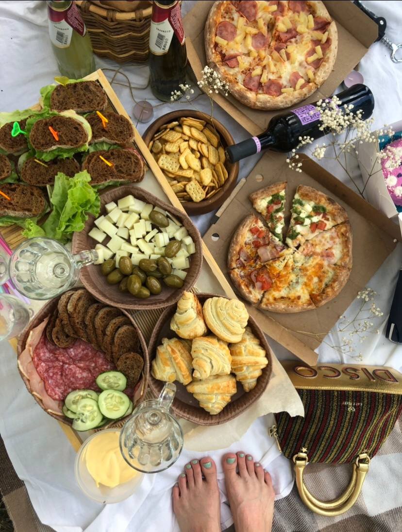 пикник у озера