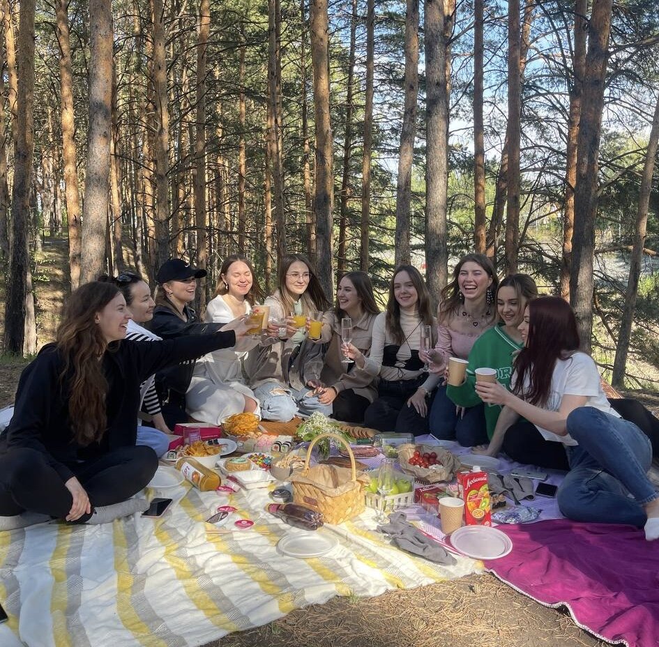 пикник в роще