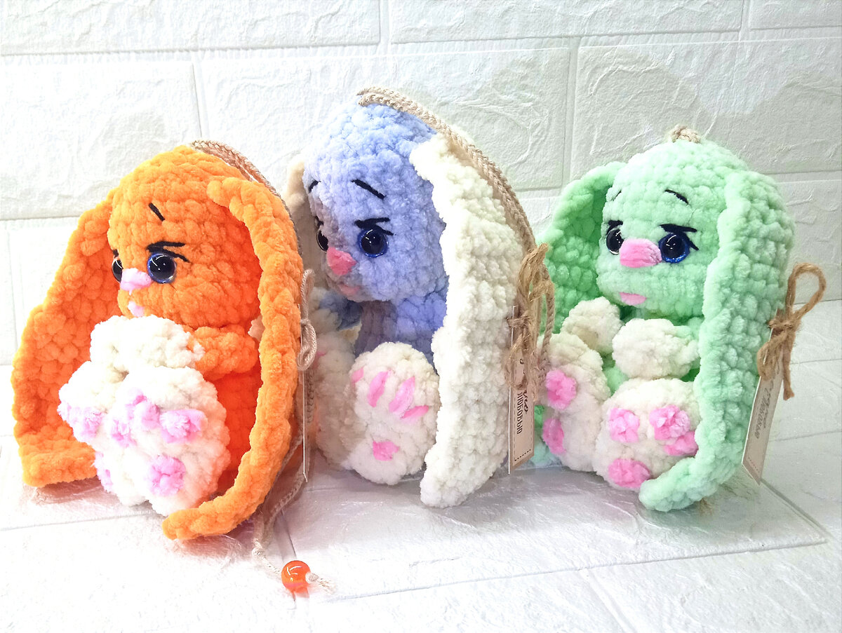 Рыжий и голубенький в наличии. 