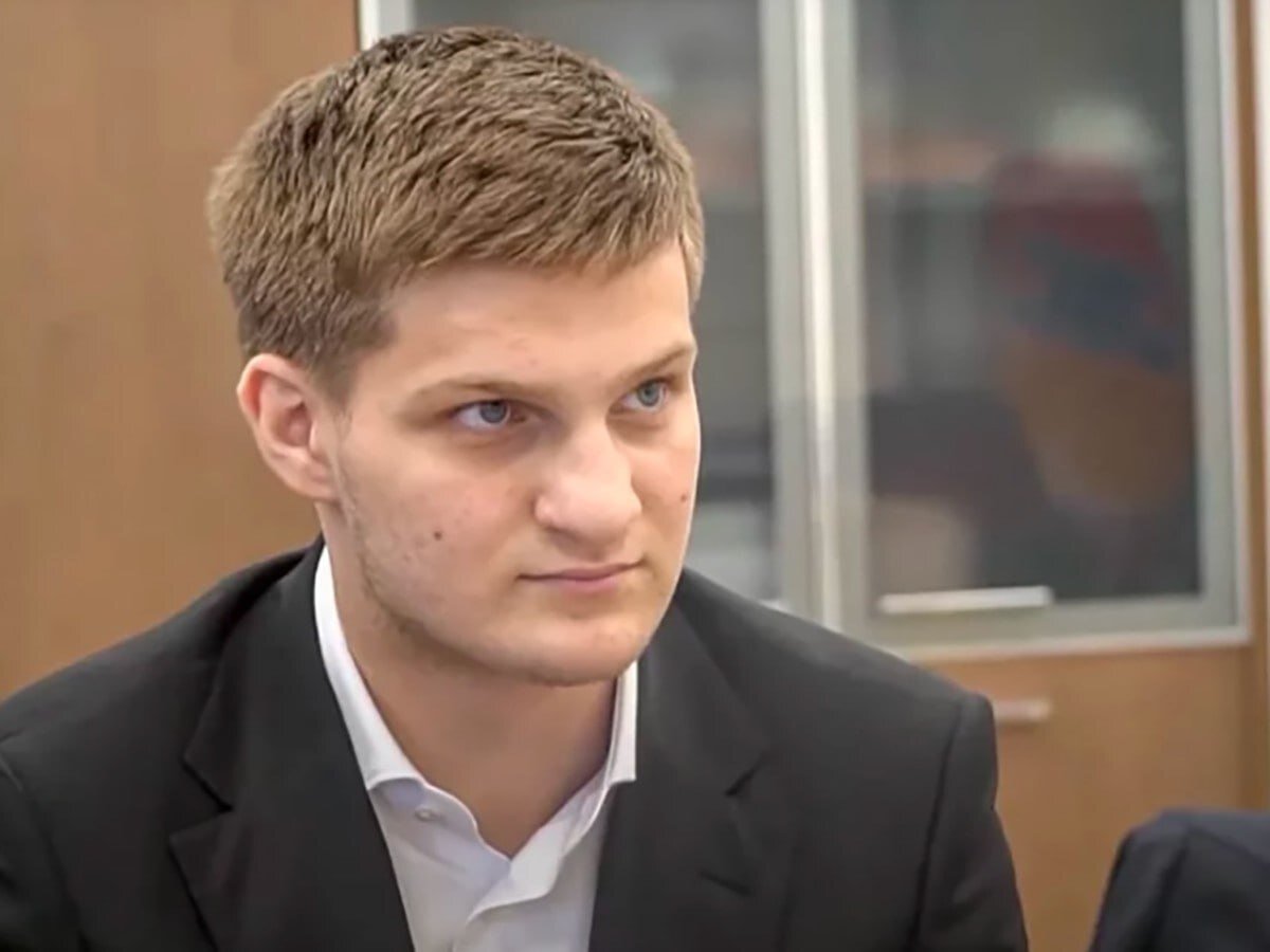 Дружинина и мукасей в молодости. Младший сын пушкина. Сын младший сын старший. Сын младший сын старший. Сын младший сын старший.