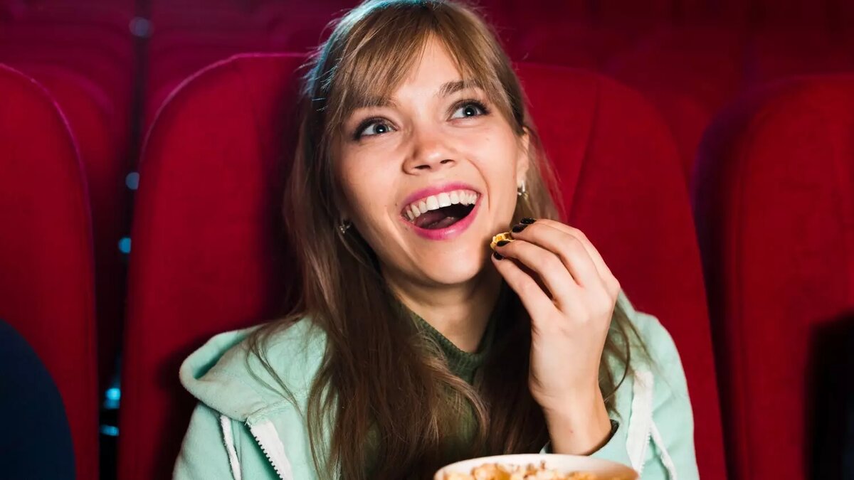     Попкорн — одна из самых низкокалорийных закусок, при условии, что вы приготовили его сами, об этом корреспонденту RostovGazeta рассказала ростовский диетолог Анастасия Кривошей.