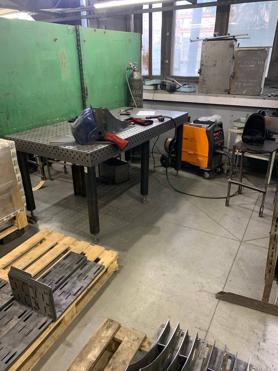 Достон Сборщик Лифт