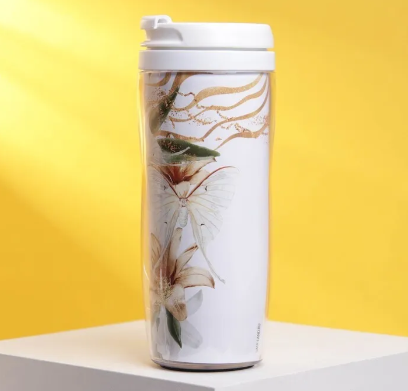 скоро придет женщина. открытки весенние прикольные. вернуть бы нашу первую встречу я бы не пришла. ждет у окна. весеннее окно.