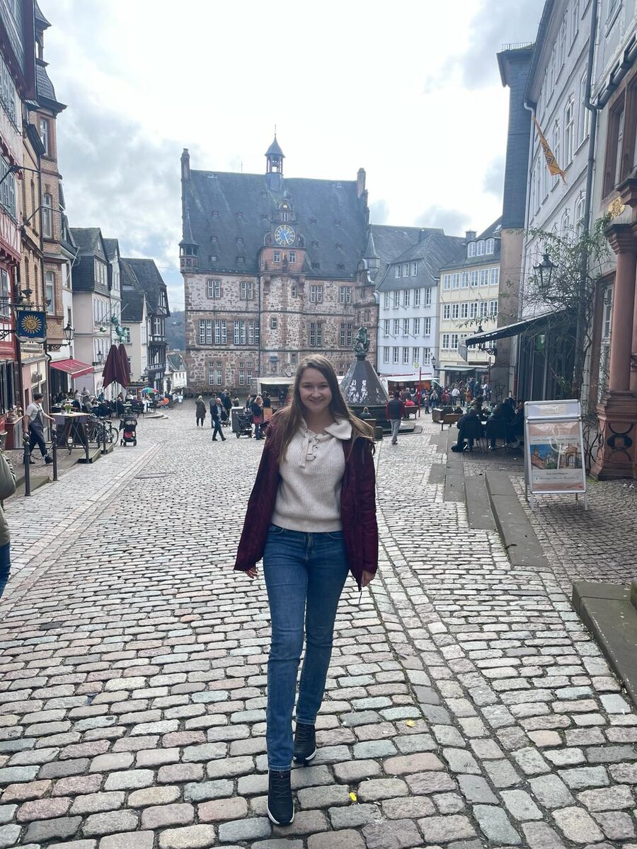 Центральная площадь