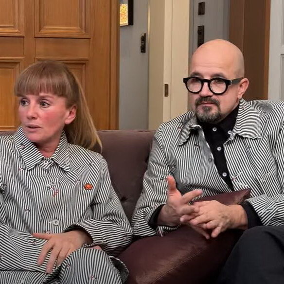     Егор Дружинин признался, что потерял волосы в разлуке с женой