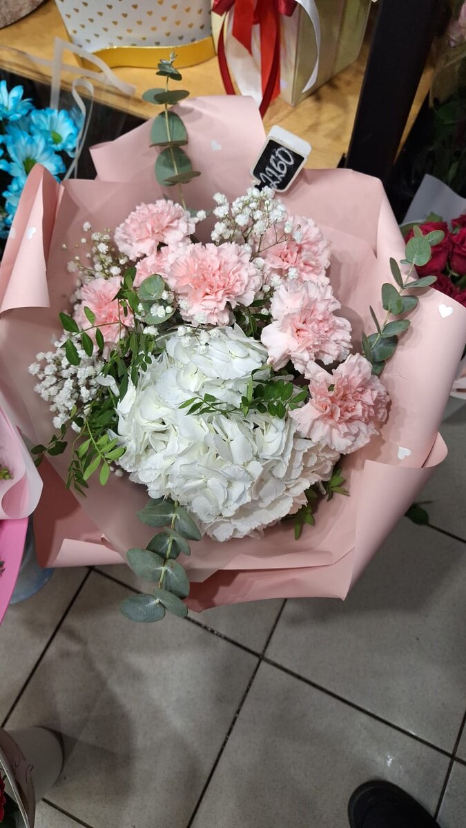 Еще один букетик, но это наш стандартный