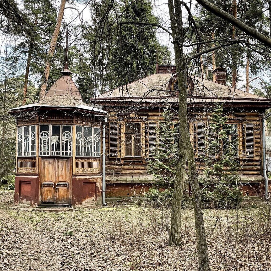 Посёлок Ильинский в Московской области. Фото: Архитектурный чайник 