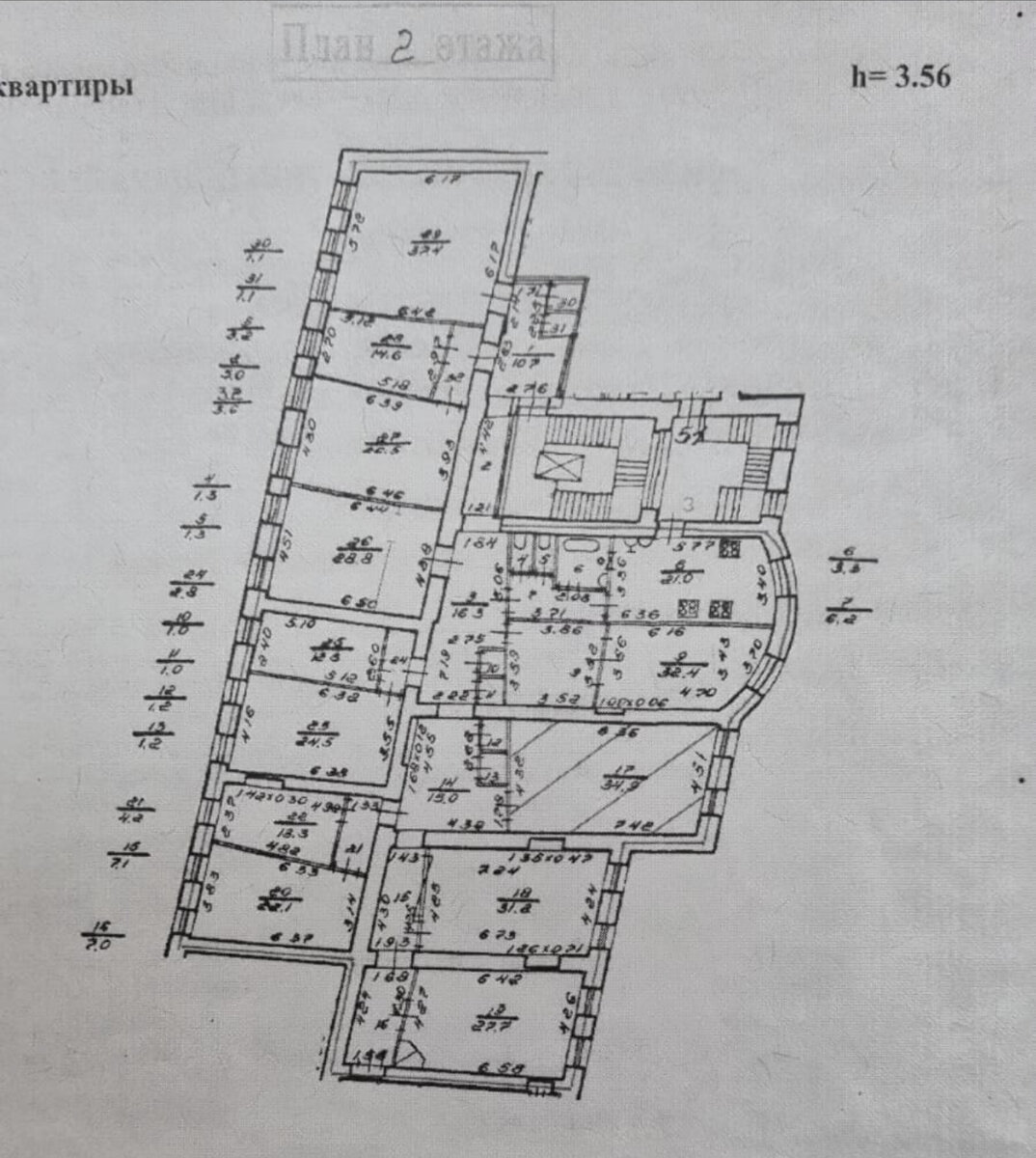 Коммунальная квартира площадью 480 метров в Санкт-Петербурге
