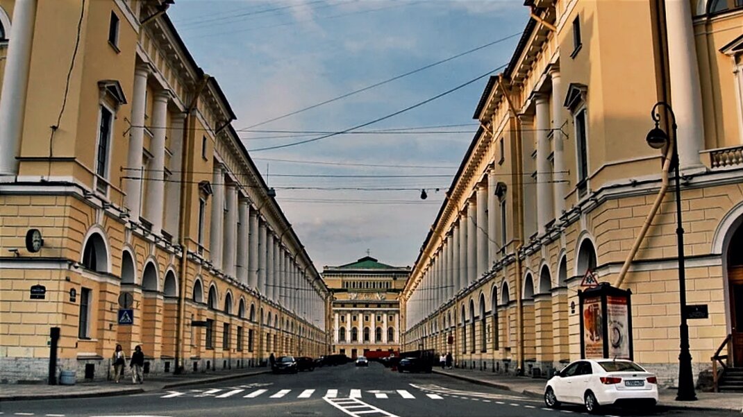 Улица Зодчего Росси. Фото автора канала Питер на все случаи жизни