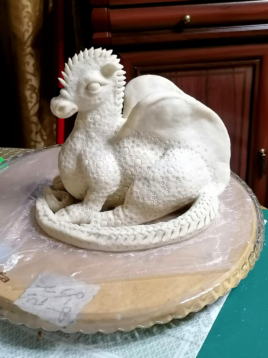 В таком виде наш дракон отправился на первое просушивание. 