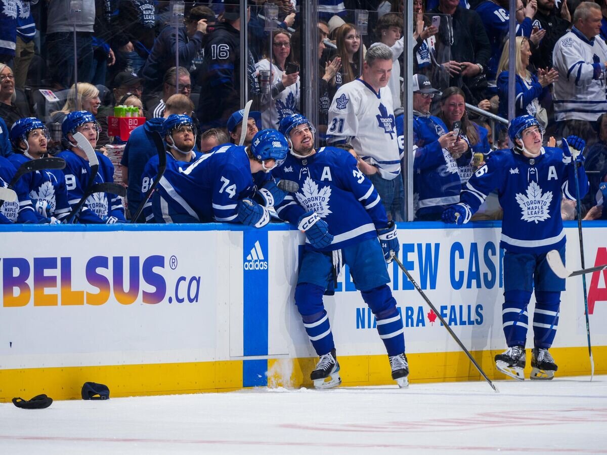    Хоккеист "Торонто Мейпл Лифс" Остон Мэттьюс© Фото : twitter.com/mapleleafs