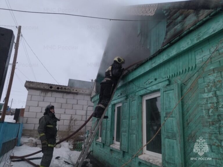    Спасены 3 ребенка и взрослый. Подробности пожара на Онежской в Орске Белов Михаил Александрович