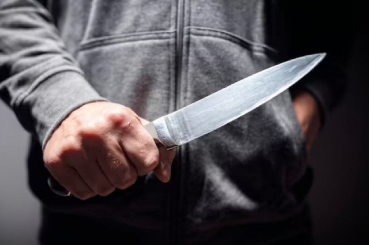    На Алтае 18-летний парень убил мужчину, который его оскорбил