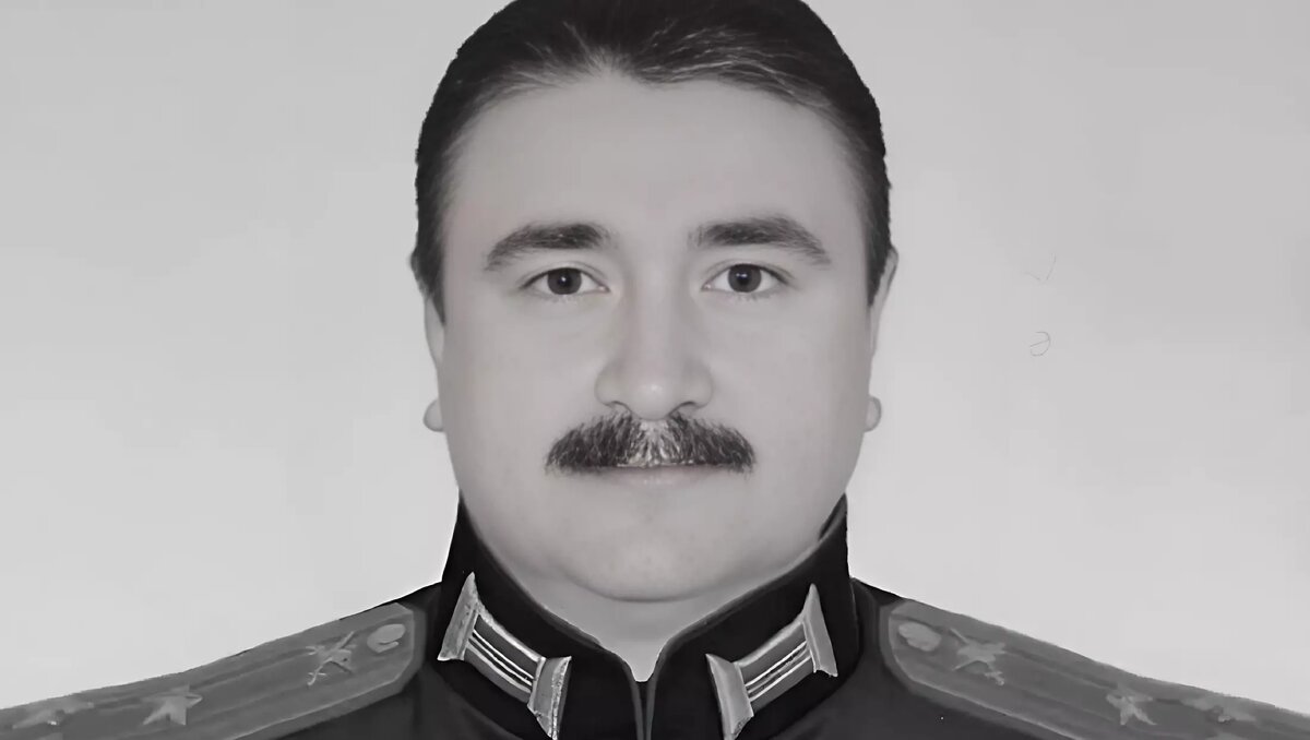     В Севастополе скончался гвардии полковник, командир 61-й отдельной Киркенесской Краснознаменной бригады морской пехоты Северного Флота Магомедали Магомеджанов. Он занимал должность заместителя командующего 18-й армией. Офицер умер в госпитале от полученных в ходе боев ранений.