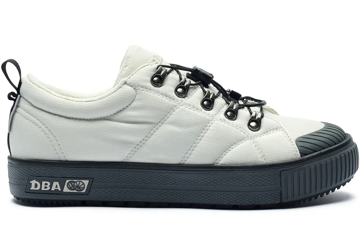 популярные фирмы кроссовок. спортивные марки одежды. самые продаваемые модели кроссовок. фирмы спортивные бренды. фирмы кроссовок логотипы.