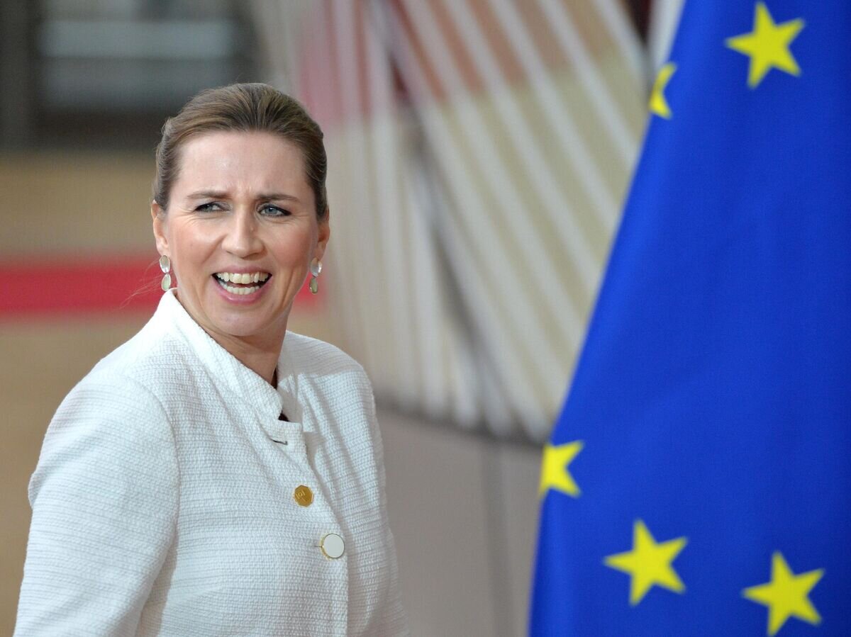 Пдд иллюстрации. Исключительная безопасность. Федеральный закон о пожарной безопасности 69-фз. Основные требования по обеспечению транспортной безопасности. Требования по обеспечению пожарной безопасности.