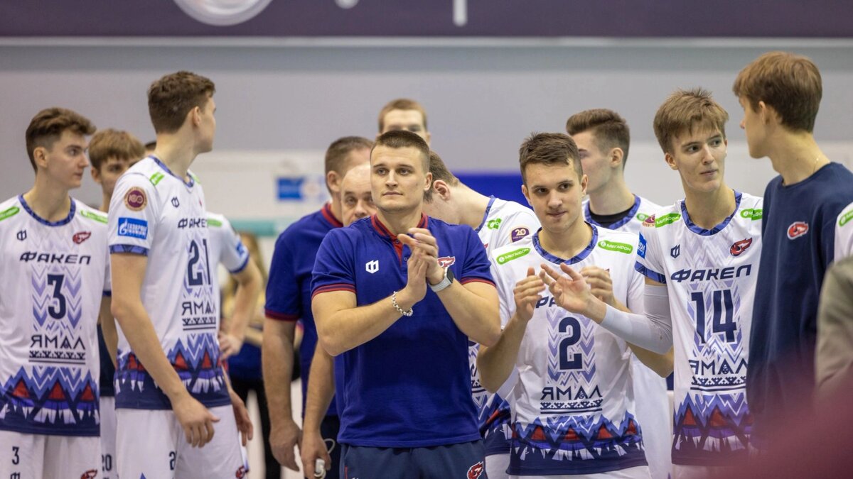 волейбольная команда локомотив новосибирск. локомотив новосибирск баскетбол. команда локомотив волейбол 2018 год. локомотив (волейбольный клуб, новосибирск). волейбол локомотив новосибирск результаты матчей.