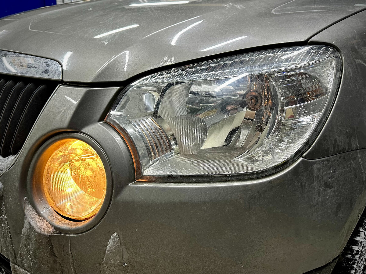 Skoda Yeti - установка светодиодных Bi Led линз MTF Cyber Light в  рефлекторные фары. Улучшение света, ремонт и тюнинг фар. | Edison Studio -  тюнинг и ремонт фар в Балашихе | Дзен