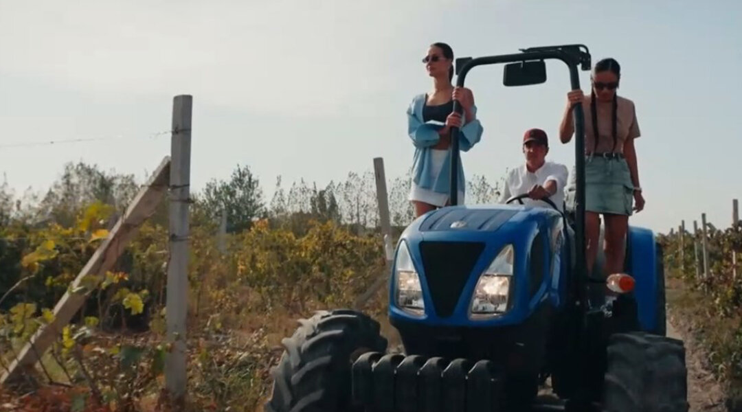 Кадр из шоу «Выжить в Самарканде»