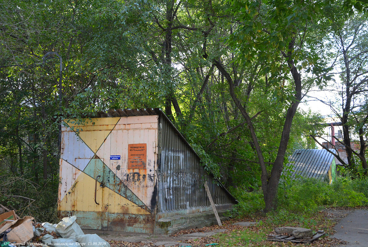 Вход в убежище 7-й больницы