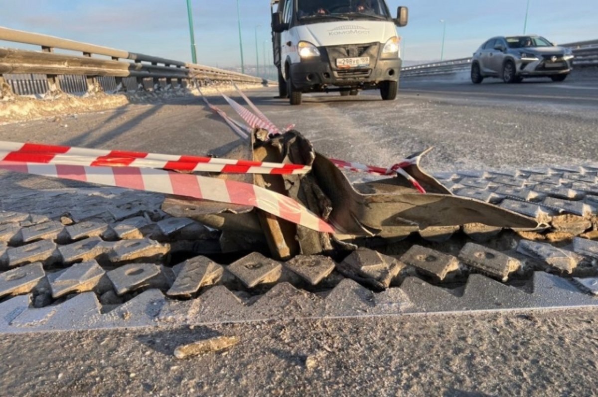    Водитель рассказал, как едва не погиб из-за торчащей балки на мосту в Перми