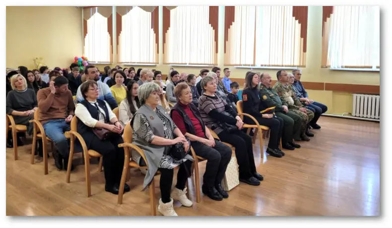 портрет генерала на бессмертный полк. портрет для бессмертного полка. портрет отца путина в бессмертном полку. штендер для бессмертного полка с наградами. шествие бессмертный полк москва.