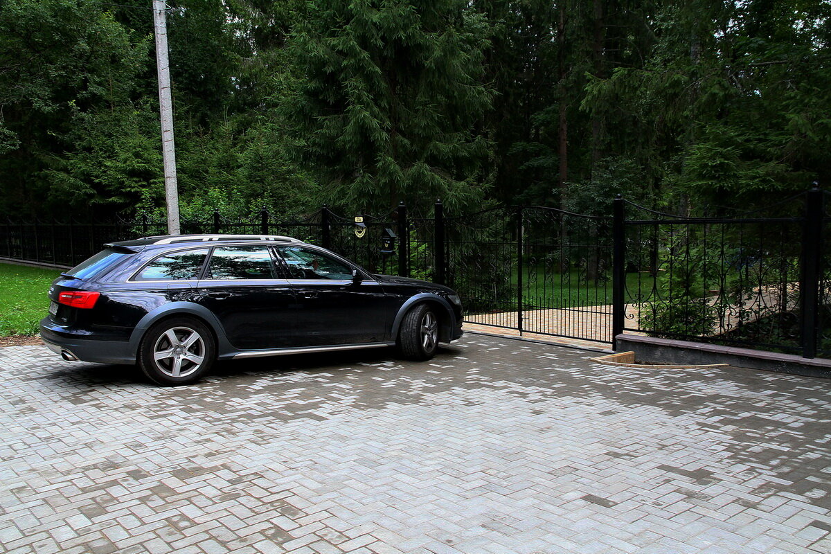 Уложенная тротуарная вибропресс брусчатка
