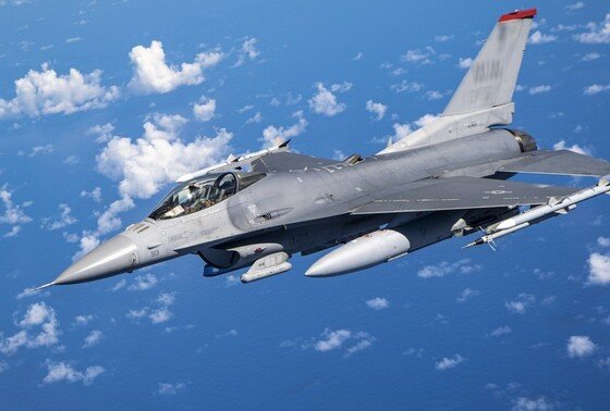    F-16
