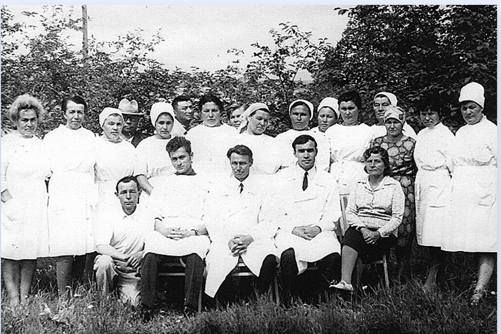 Может, кто-то узнает себя или родственника на этом старом фото