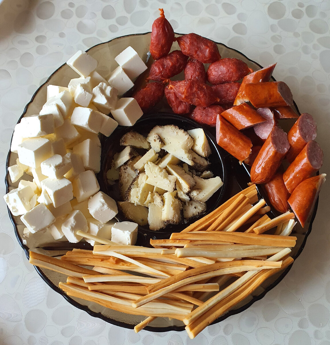 задача купили израсходовали осталось. реши задачу составь по краткой записи задачу и реши её. угловые узоры для оформления текста. в магазин привезли 5 мешков риса. составь по краткой записи задачу и реши её было.