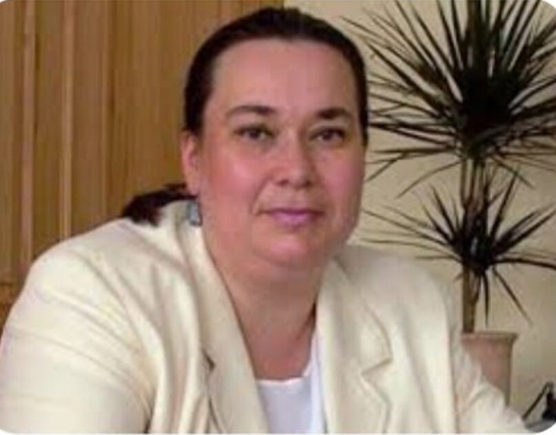 Это тоже я, но в мэрские годы, до того, как сняла с себя лишне 45 килограммов