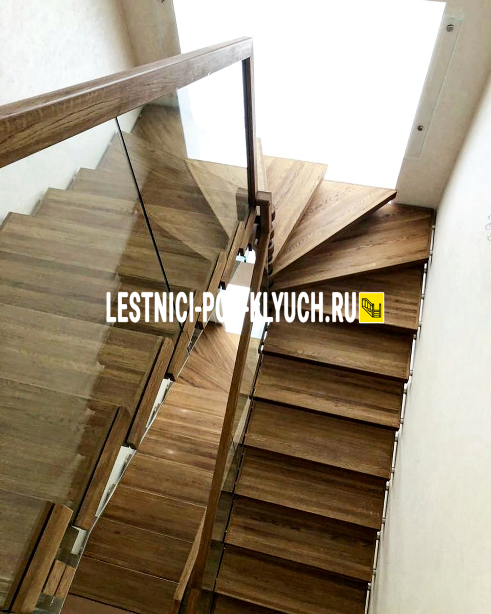 Принимаем звонки: пн-вс с 8:00 до 21:00 (+7 499 490-72-90). Электронная почта: info@lestnici-pod-klyuch.ru 