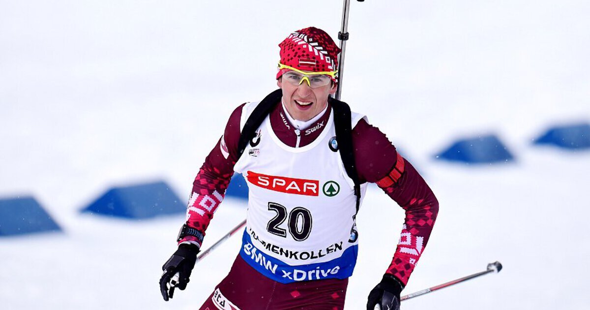 Победу в гонке одержал норвежец Йоханнес Бо, латвийский биатлонист Андрей Расторгуев завоевал серебро, француз Кентен Фийон-Майе – бронзу. «Поздравляем Йоханнеса.